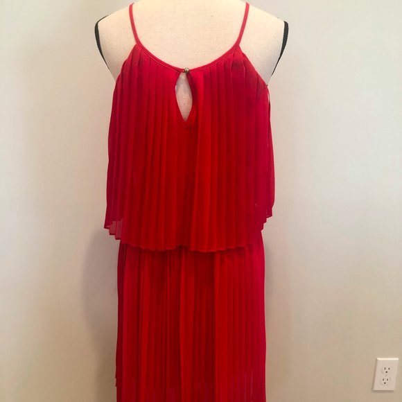 Red Hi-Low Accordion Dress - Picture 2 of 5